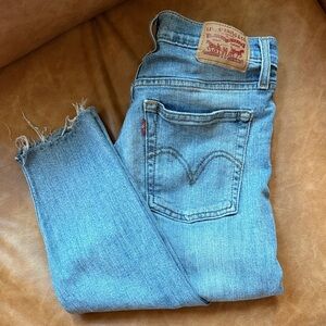 Levi's Women's Classic wedgie skinny Blue Jeans